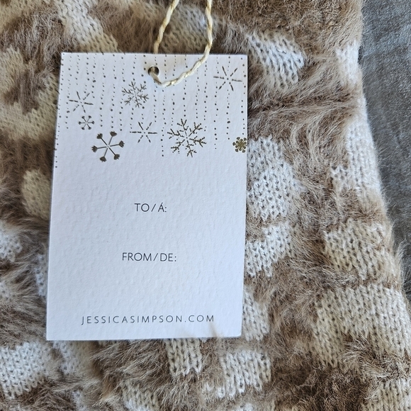 Jessica Simpson Women's Fuzzy Sweater Vest Leopard Pattern - Picture 11 of 13